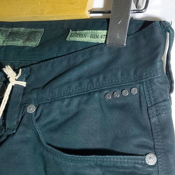 NWT Guess Jeans Lincoln Slim Fit Low Rise Straight Leg Amulet Green Sueded 28x32 - Picture 7 of 14